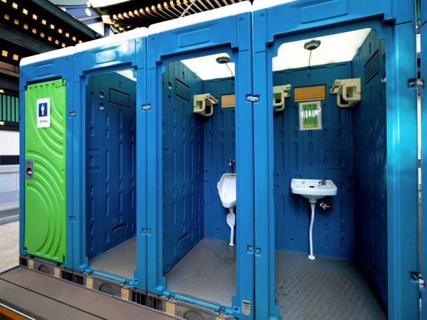 Best Sanitation services for porta potties  in Newton, IA